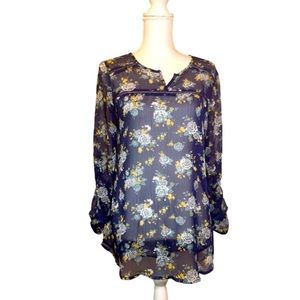 Mossimo sheer long sleeve floral blouse. Blue. Medium